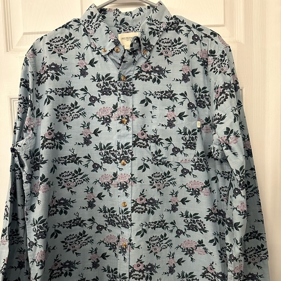Obey long sleeve button down shirt - Picture 3 of 4